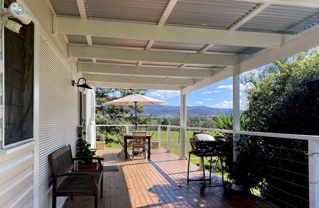 Scone Noogee Cottage (Horse Stud).