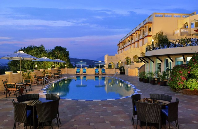 Noor-Us-Sabah Palace