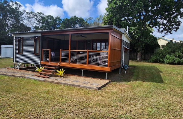 Noosa Hinterland Cottage - Illusion of seclusion in Pomona
