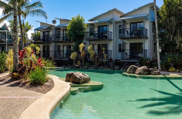 Noosa Lakes Resort