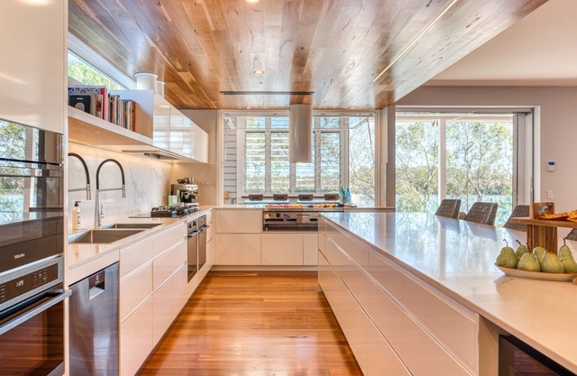 Noosa River Retreat - The Retreat Experience