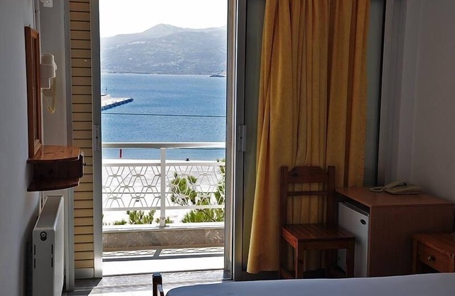 Nora Hotel
