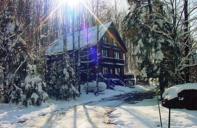 Chalet Haus nórdico situado en el bosque serenos de Ski Brule Pueblo