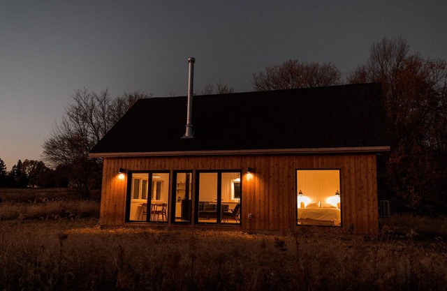 Nordic-inspired country retreat with wood fired tub 25-minutes from Madison, WI