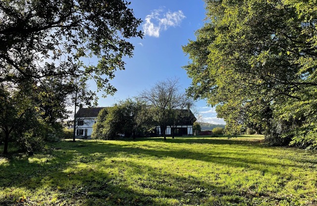 Norman family home in the heart of the Pays de Bray