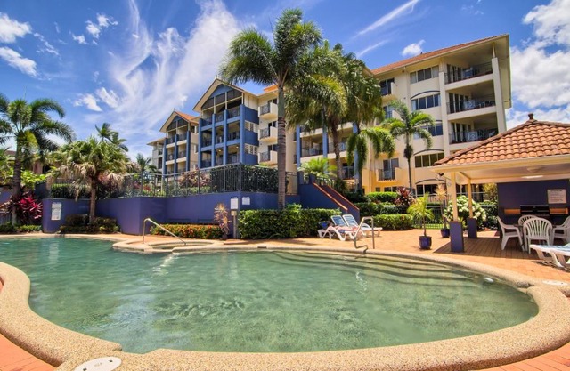North Cove Waterfront Suites