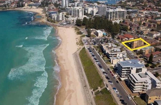 NORTH CRONULLA BREEZE