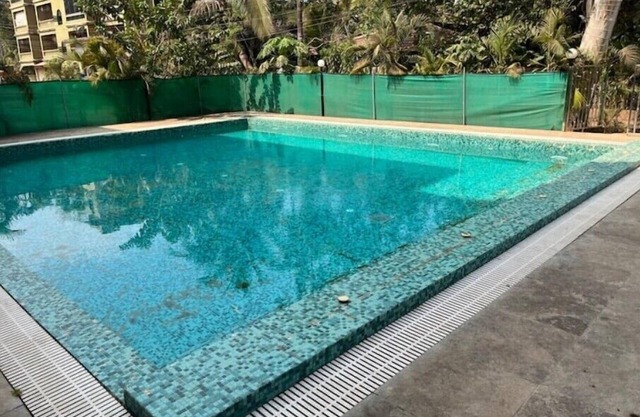 North Goa Rooftop Villa with 4 balconies, 25-metre Pool, Jacuzzi & Gym for 8