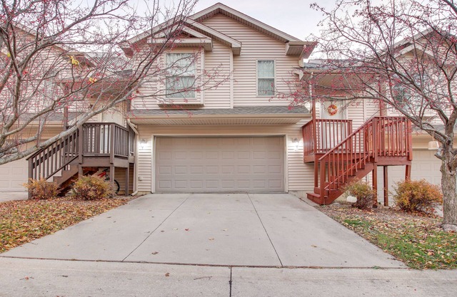 North Liberty Townhome Near U of I + Hospitals!