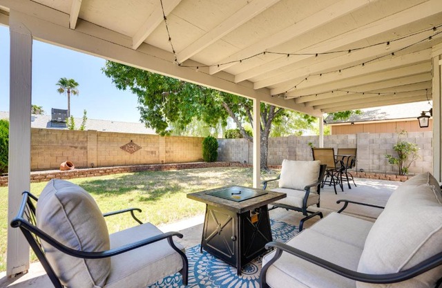 North Phoenix Home! Great Location and Private Patio