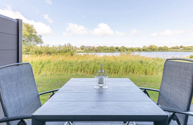 North Sea Dream vacation apartment on Nordstrand for up to 5 people