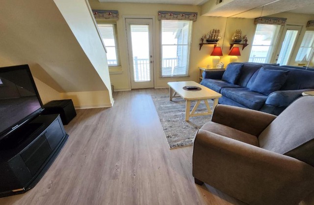 North Shore Inn TC 306