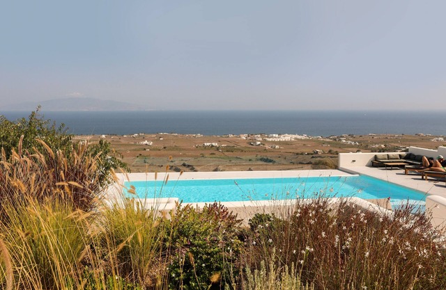 North Wind Luxury Suites
