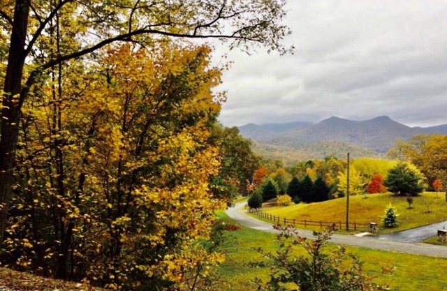 North GA Mountain Cabin Getaway Dillard, GA Capacidad 12