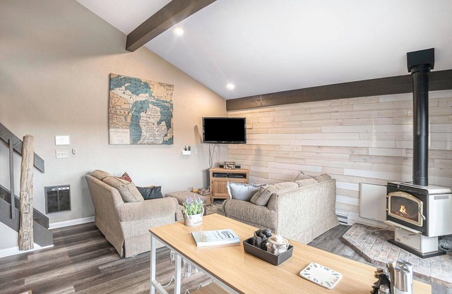 Northern MI Getaway w/ Lake Views! Near Boyne Mt!