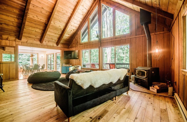Northern Nights Chalet Wanderlust Abodes