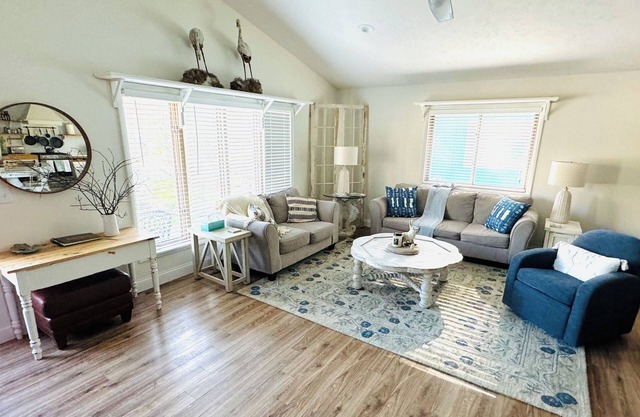 “Northern retreat in the heart of Indian River.”