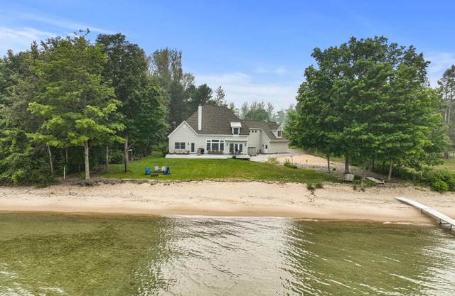 Northport Bay Beach Getaway