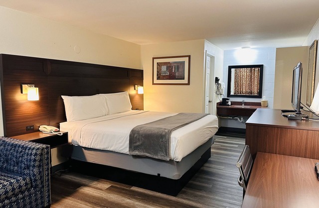Northwoods Motel