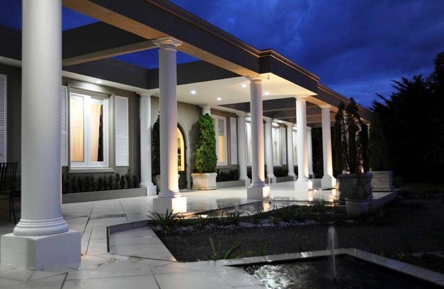 Norwood House Motel & Reception Centre