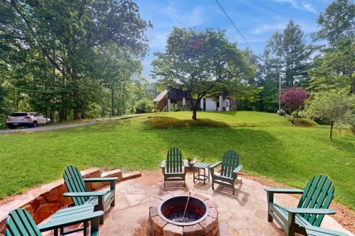 Nostalgic Mountain Retreat