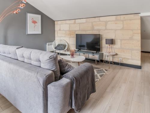 Notre Dame Apartment