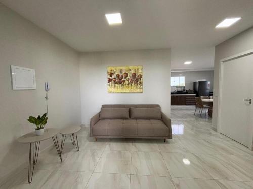 Novo e Moderno Apartamento