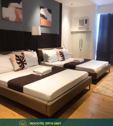 Novotel Twin Bed at Mandaluyong Near Makati FREE pool
