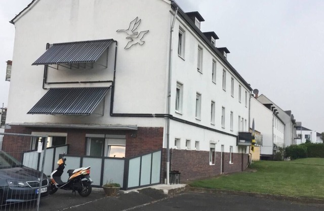 NR 2 ground floor 3 ZKB for companies and families