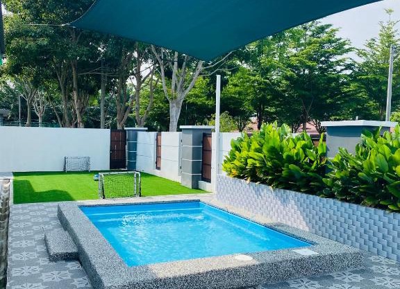 NS Vacation Home Muar with Kids Friendly Pool