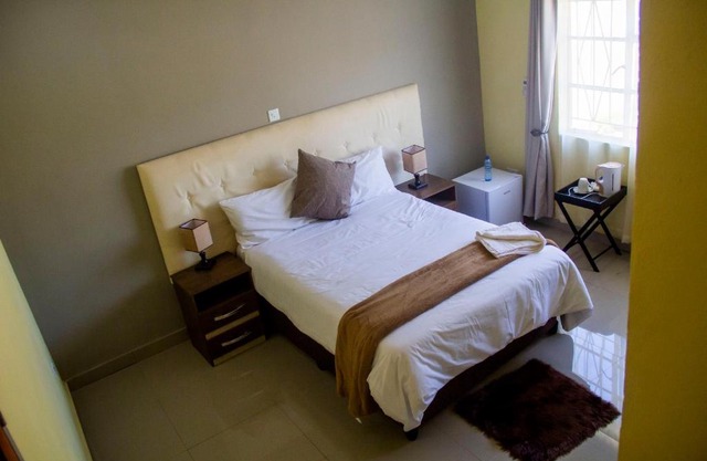 Nsanika Executive Lodge
