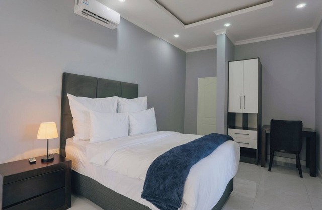 The KWASU Apartments. Relaxing Garden Mountain Views KA-2
