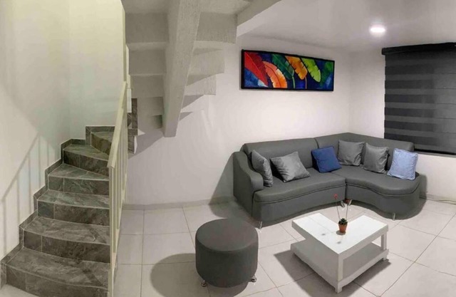 Nueva y Confortable Casa familiar en Sector Popular