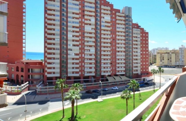 NUEVO, a 70 metros de la playa y con vistas al mar