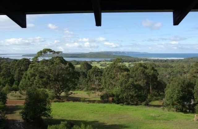 'Nullaki Dreaming' - Eco Forest Retreat con vistas panorámicas al océano y a la entrada
