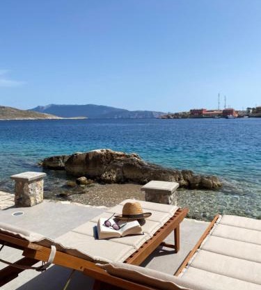 NUMĒNIA Seafront Property