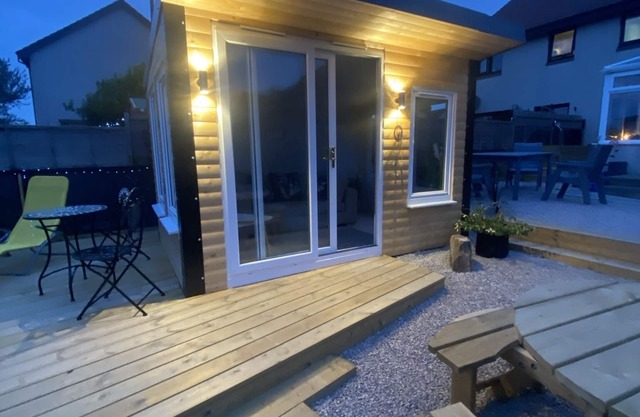 Number Fifty Six Fully renovated modern holiday home accommodate up to 5 guests