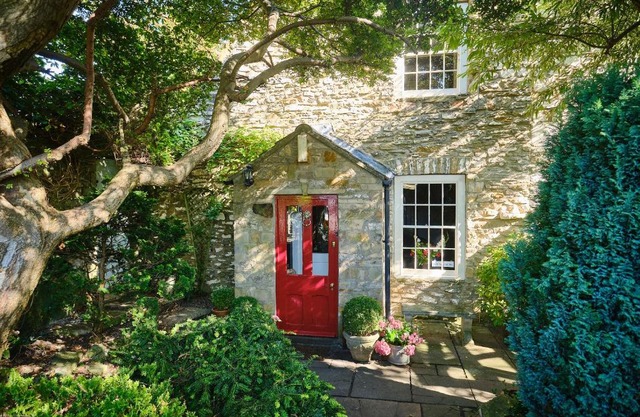 Nuns Cottage Bed & Breakfast