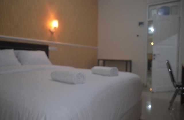 Nuri Indah Syariah Hotel