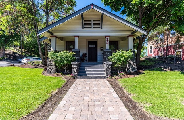 NW Louisiana | Old Bend | pet (dog) friendly hot tub