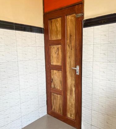 Nyumbani kwa Salama