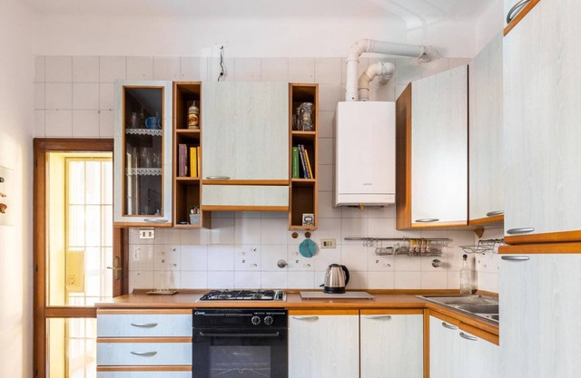 Classic Style Apartment by Wonderful Italy