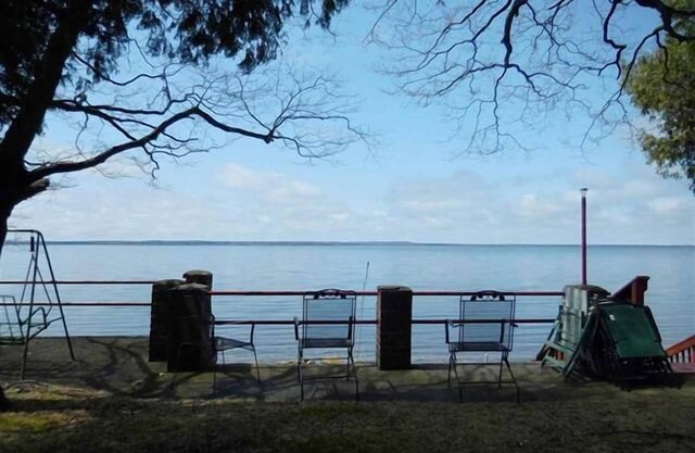 ROBLE BLUFF COTTAGE (Indian Lake) Manistique, MI: Capacidad 4, Muelle privado, Wi-Fi