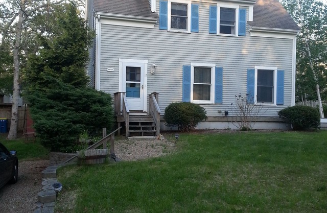 Oak Bluffs Rental - Walk to the Beach