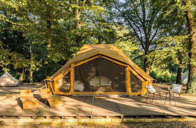 OAK glamping relax, TINIA Suite tent refined and cozy, in a magical forest