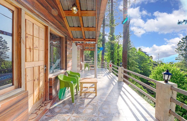 Oak N Pine by Dumnu Homes