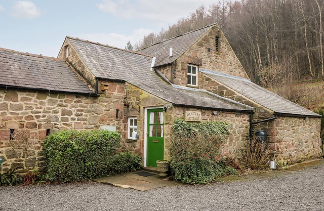 Oak Tree Cottage, CROMFORD