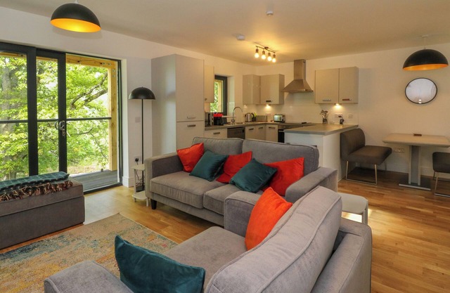 Oakbank Mews