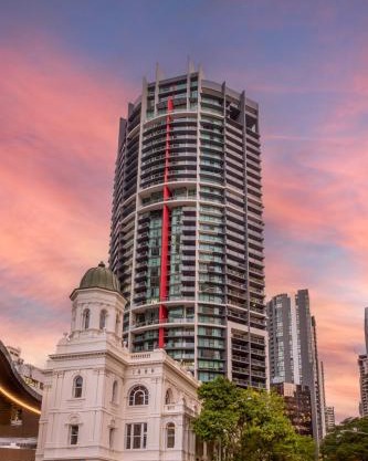 Oaks Brisbane on Felix Suites