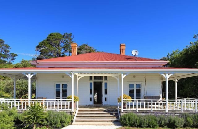 Oakura Bay Villa - Stay Waiheke